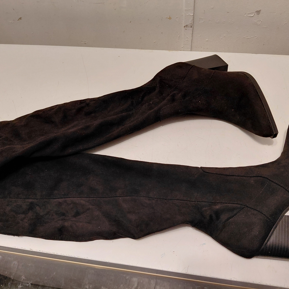 Black Over-the-Knee Boots